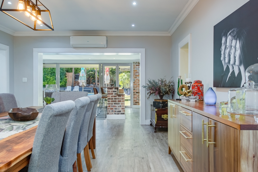 4 Bedroom Property for Sale in Buitenverwagting Western Cape